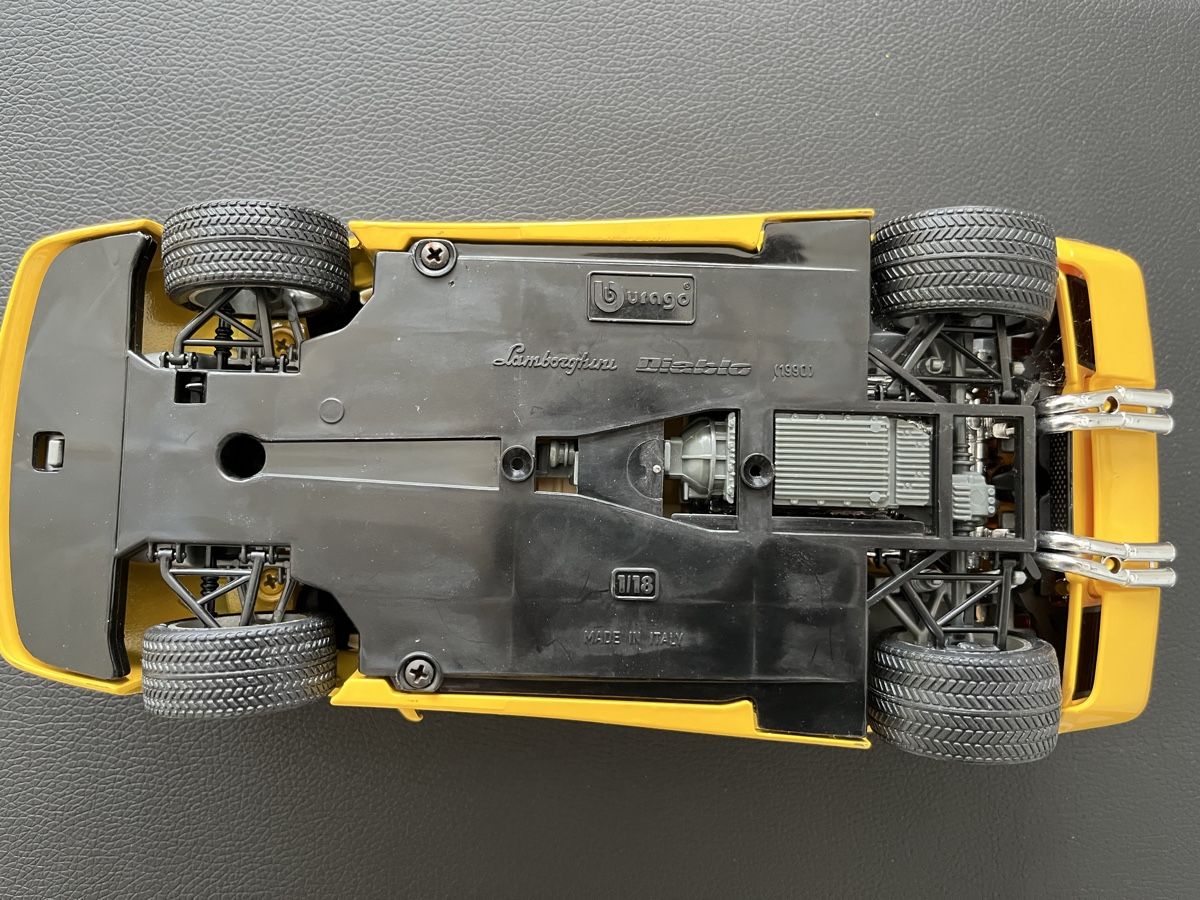 Lamborghini Modellini d'auto: Lamborghini Diabolo 1:18 – Usato da Kehrsatz venduto da Fuedu0 5