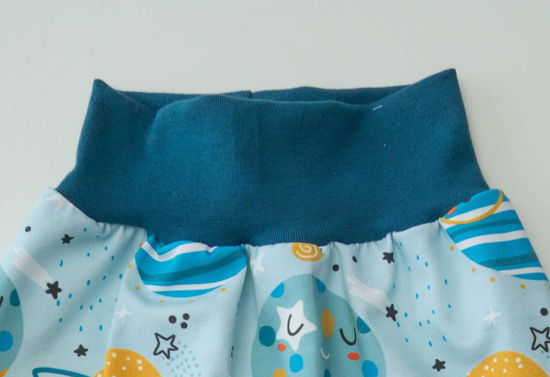 Pantaloni: Pumphose mit Weltraum - Gr.74/80 NEU – Nuovo e nell'imballaggio originale da Zürich venduto da sambaum 3