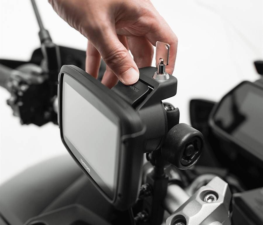 Tomtom Navigatori: Navigateur TOM TOM Rider 550 prémium – Usato da Petit-Lancy venduto da gnc_l2xq 3