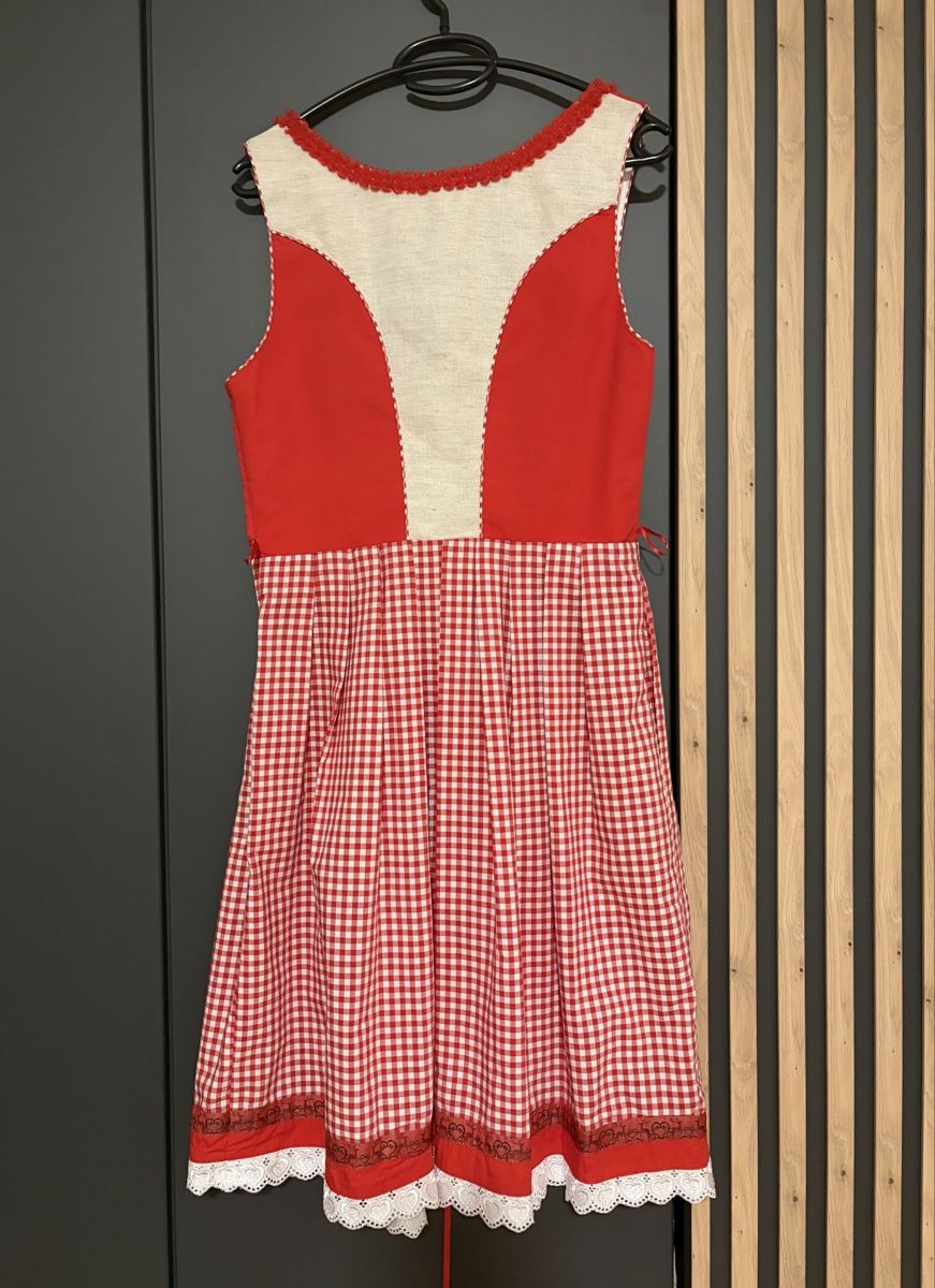 Costumes: Dirndl, Gr. 40 – D'occasion à Davos Dorf par Anna3313 1