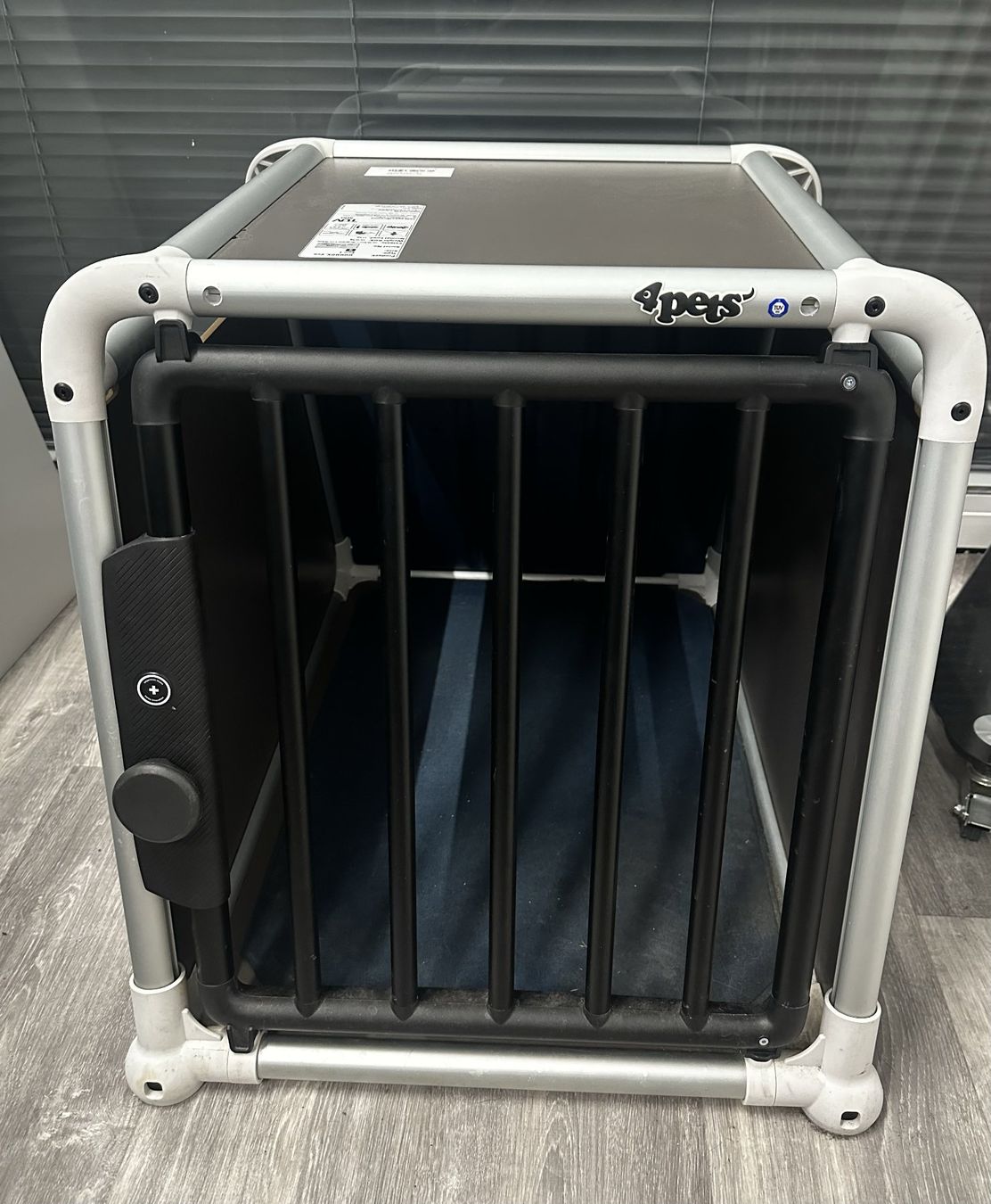4pets Gabbie, trasporto & Sicurezza: Caisse de transport pour chien 4Pets – Usato da Cheseaux-Lausanne venduto da wilc81 1