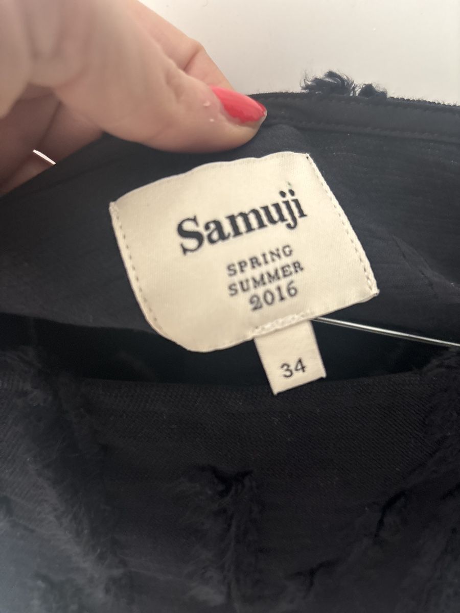 Top: Schwarzes Samuji Top Gr. 34 – Nuovo e nell'imballaggio originale da Zürich venduto da marykari37 2
