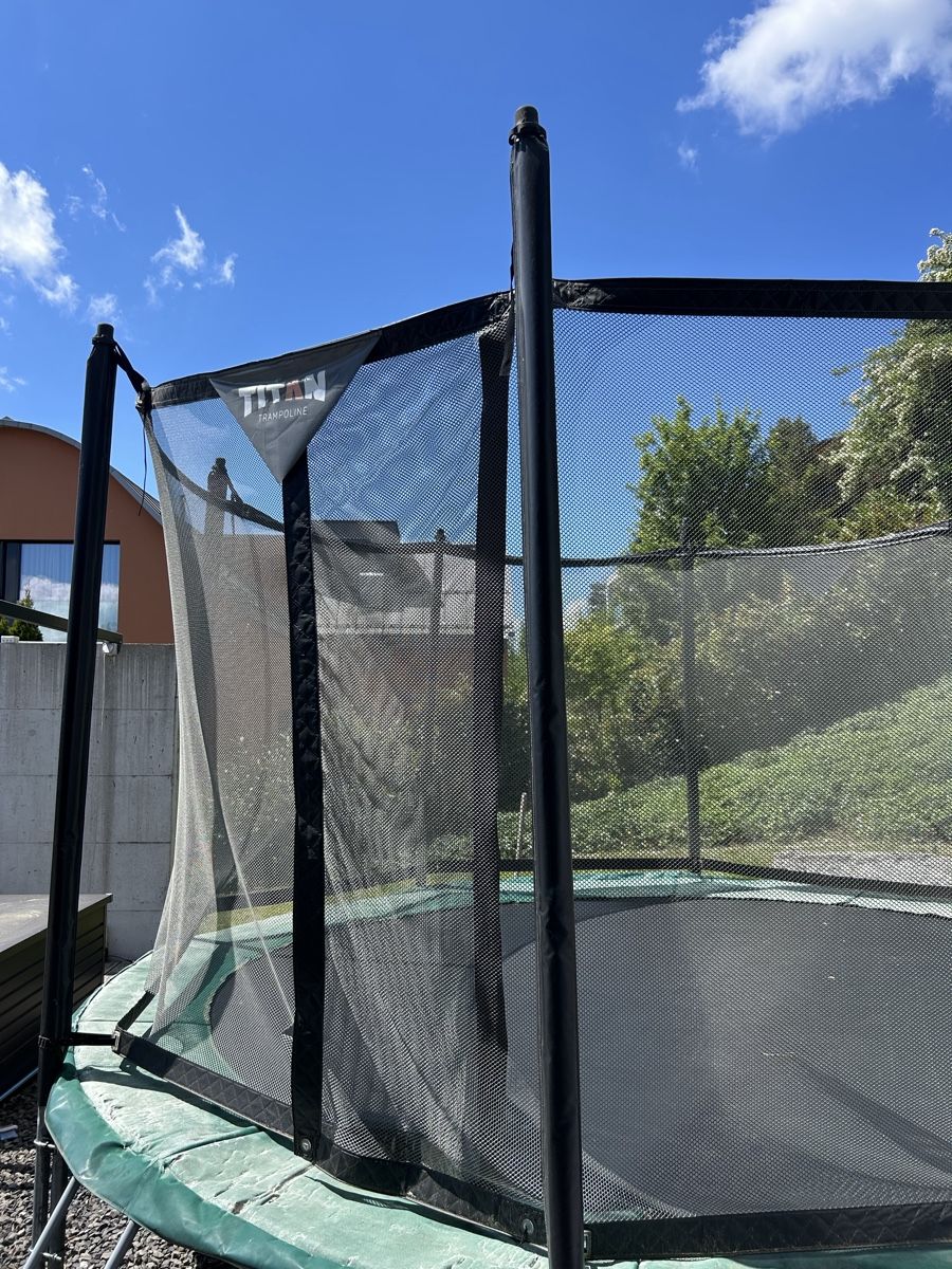 Titan Trampoline: Titan Gartentrampolin ca. 4.3m, gebraucht – Gebraucht aus Zumikon von Ssi01 2