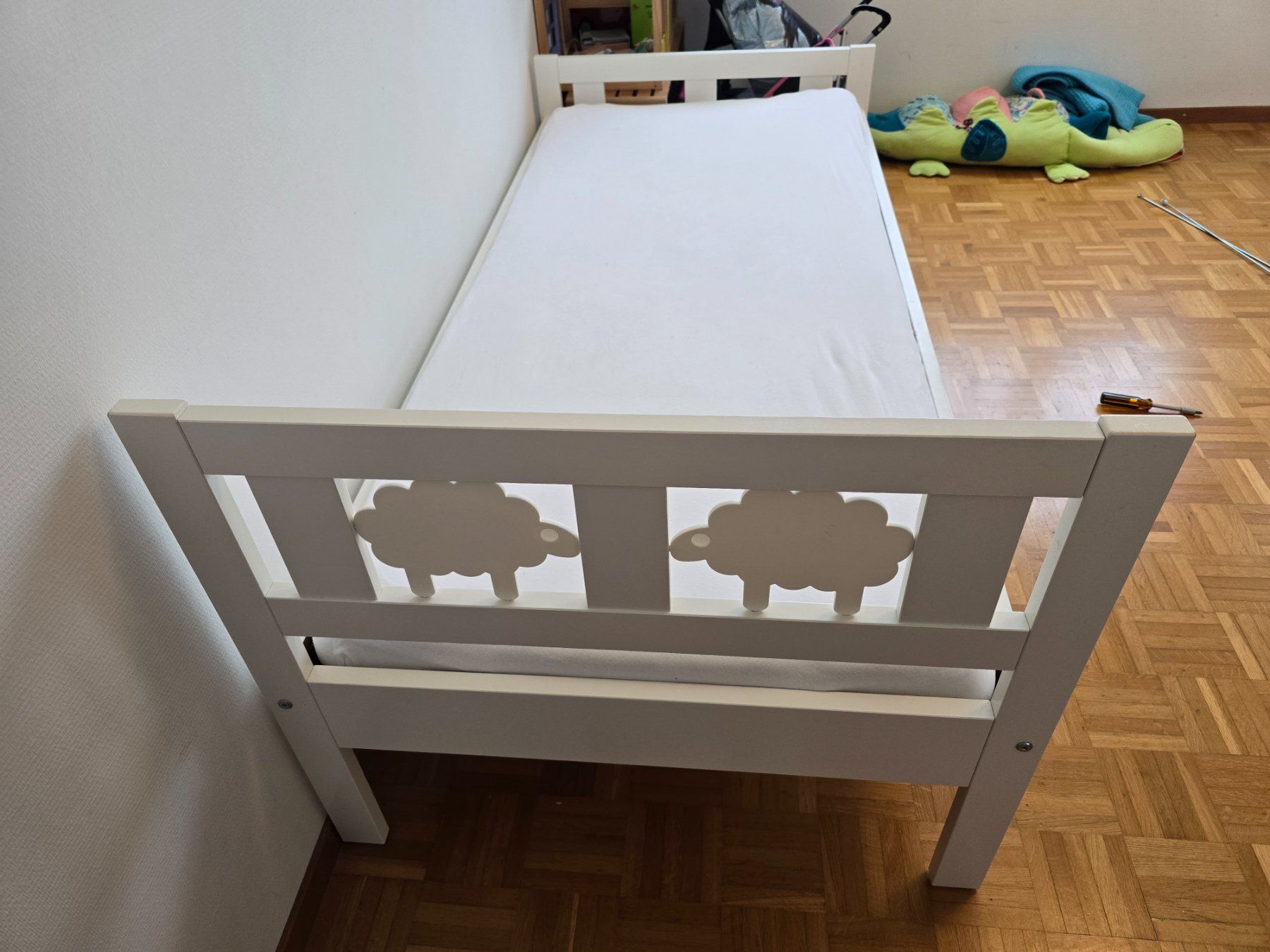 Letti: Lit IKEA Kritter avec matelas et sommier – Usato da Vicques venduto da AmazingMuffin 4