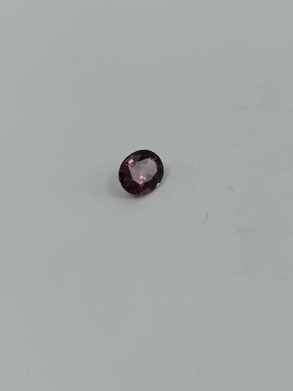 Pietre preziose: 1 VIOLETTER SPINEL 4.72 CT. – Usato da Luzern venduto da EdiGem 4