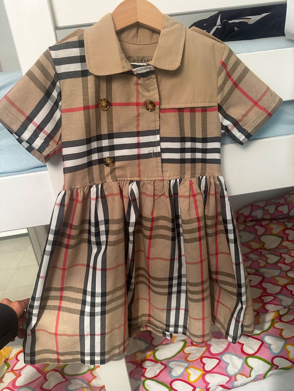 Burberry Kleider & Röcke: Original Burberry Mädchenkleid – Gebraucht aus Niederurnen von dia_wj75
