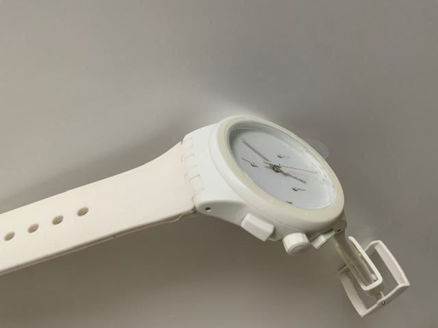 Swatch Orologi: Basic White Swatch Chrono - ungetragen – Nuovo (secondo la descrizione) da Wettswil venduto da rotonda 6
