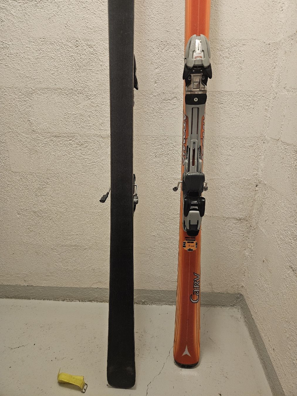 Atomic Sci: Atomic Ski 180 cm inkl. Bindung – gebraucht – Usato da Wetzikon ZH venduto da Fordajm 4