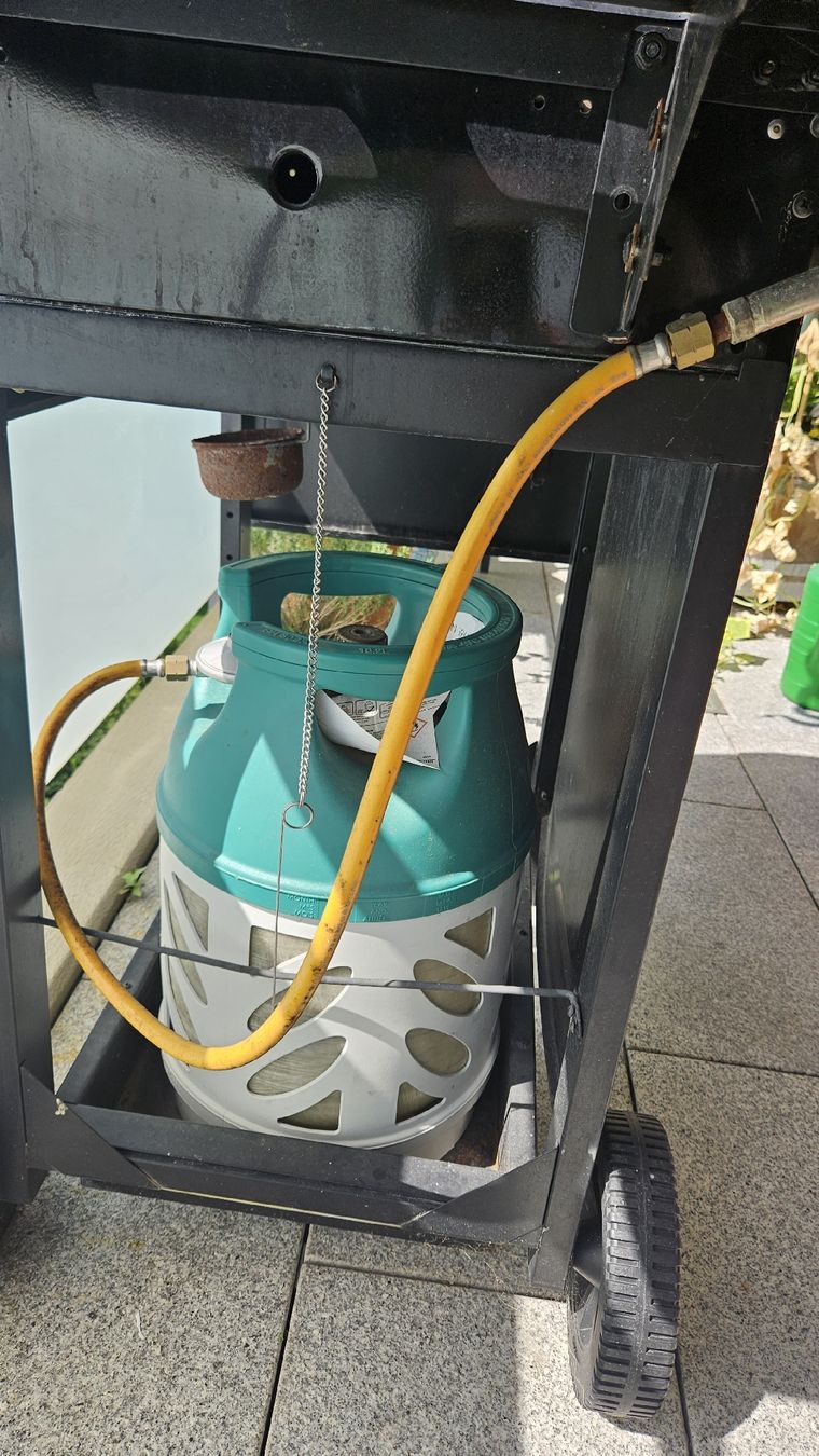 Grills: Grill sunset BBQ – Gebraucht aus Ebnat-Kappel von Angeloberweger 2