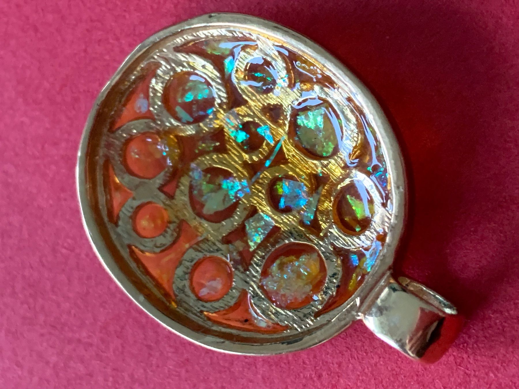 Pendentifs: Anhänger Regenbogen-Waben OVAL – D'occasion à Dittingen par Bellevista 6