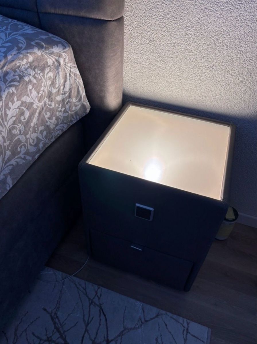 Letti: Bett mit Bettkasten 180x200cm grau! – Usato da Oberglatt ZH venduto da Mitzi3840 3