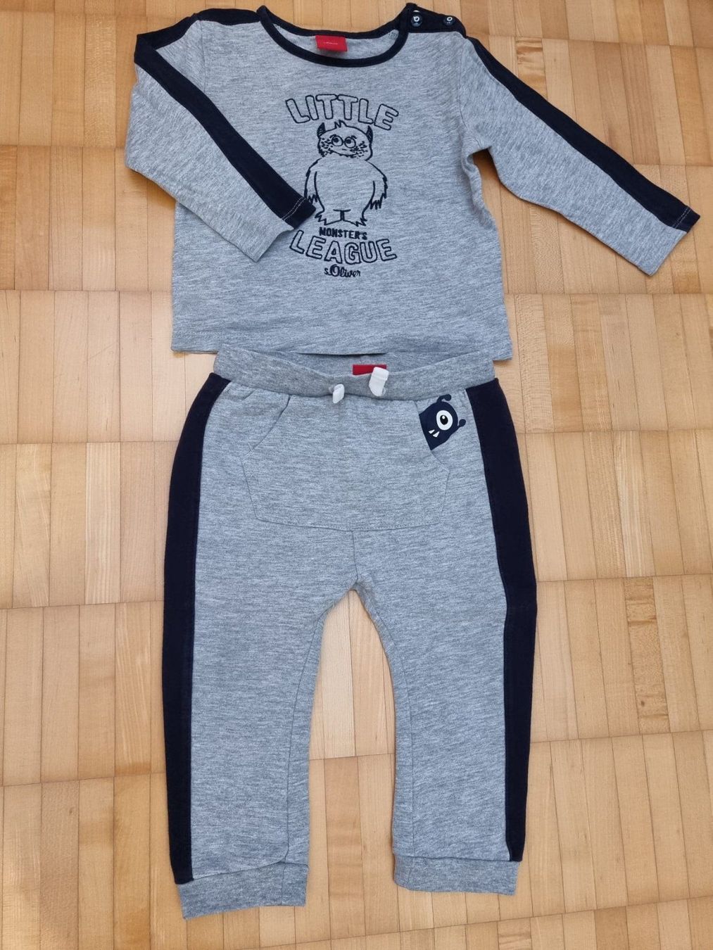 S.Oliver Lotti & Set di vestiti: Baby Trainings-Anzug s.Oliver, Gr. 74 – Usato da Oftringen venduto da Tunertune