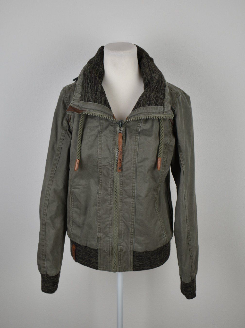 Naketano Jacken: Naketano Jacke Gr.M – Gebraucht aus Nürensdorf von 2ND_STORY
