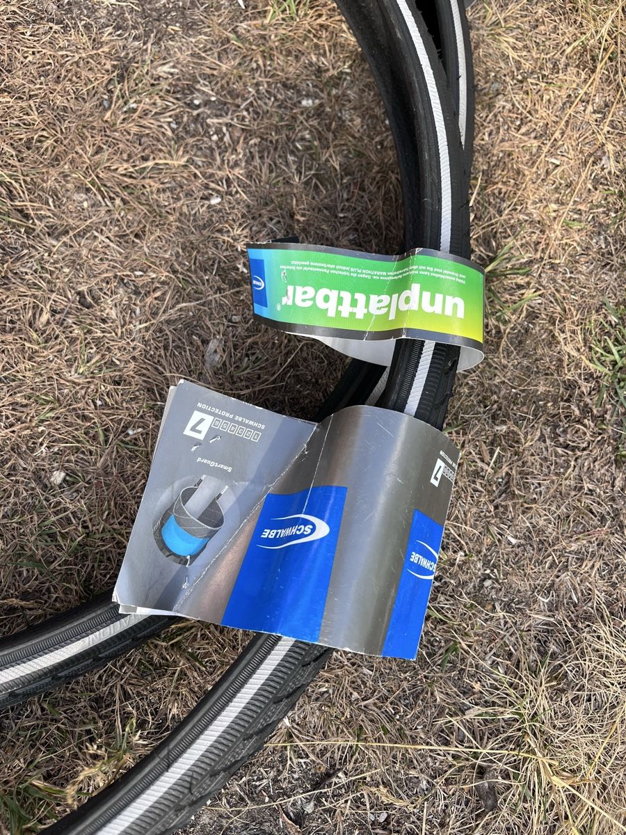 Schwalbe Pneus & Roues: Fahrrad Pneu unplattbar  – Neuf avec emballage d'origine à Pontresina par ginger_lemon 1