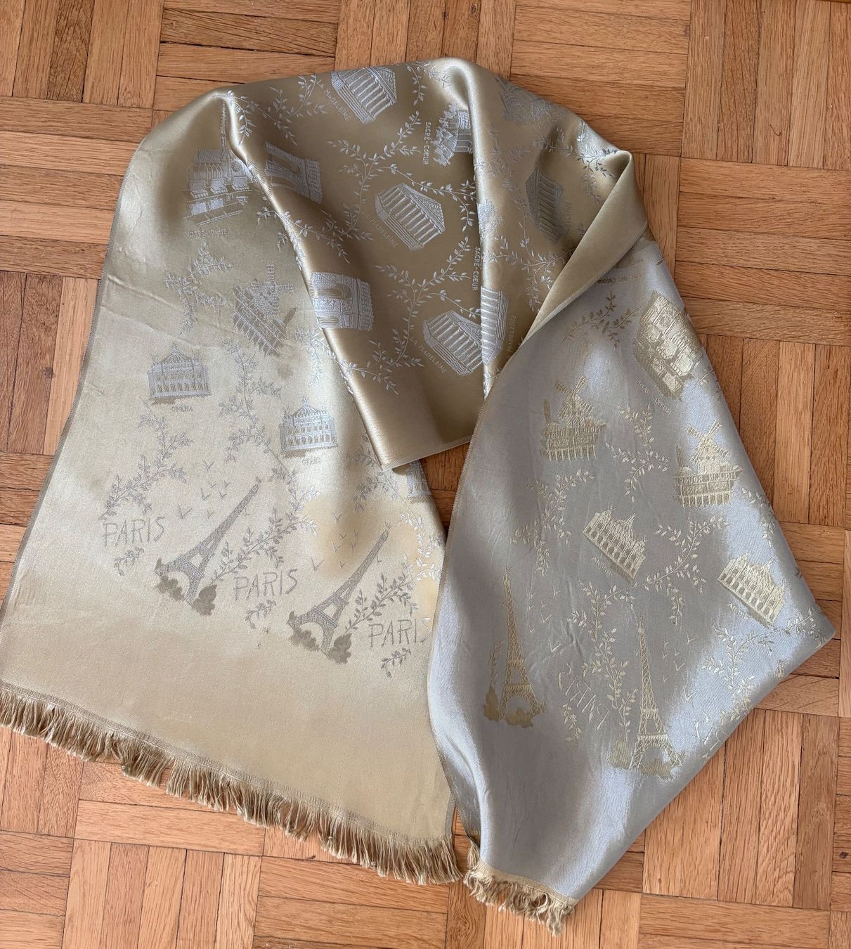 Foulard & Sciarpe: Paris Souvenirschal Vintage – Usato da Luzern venduto da Lampion 1