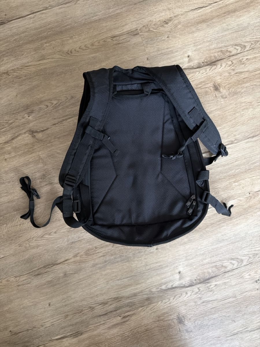 Zaini: Louis Motorcycle Backpack, Used, Ideal for Summer Rides – Nuovo (secondo la descrizione) da Eschenbach SG venduto da doberli 1