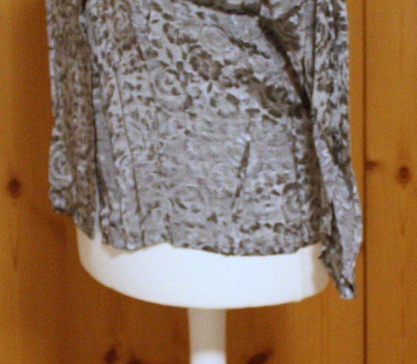 Blusen: Bluse schwarz-silber Gr. M – Gebraucht aus Flüelen von Diversicum-Vintage 3