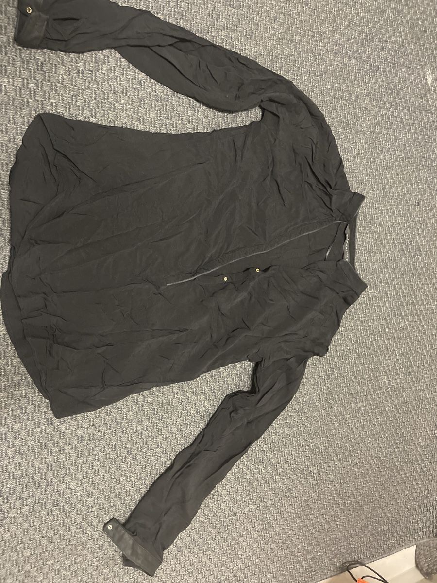 Zara Blusen: Zara schwarze Bluse gr M – Gebraucht aus Bad Zurzach von Cuore34
