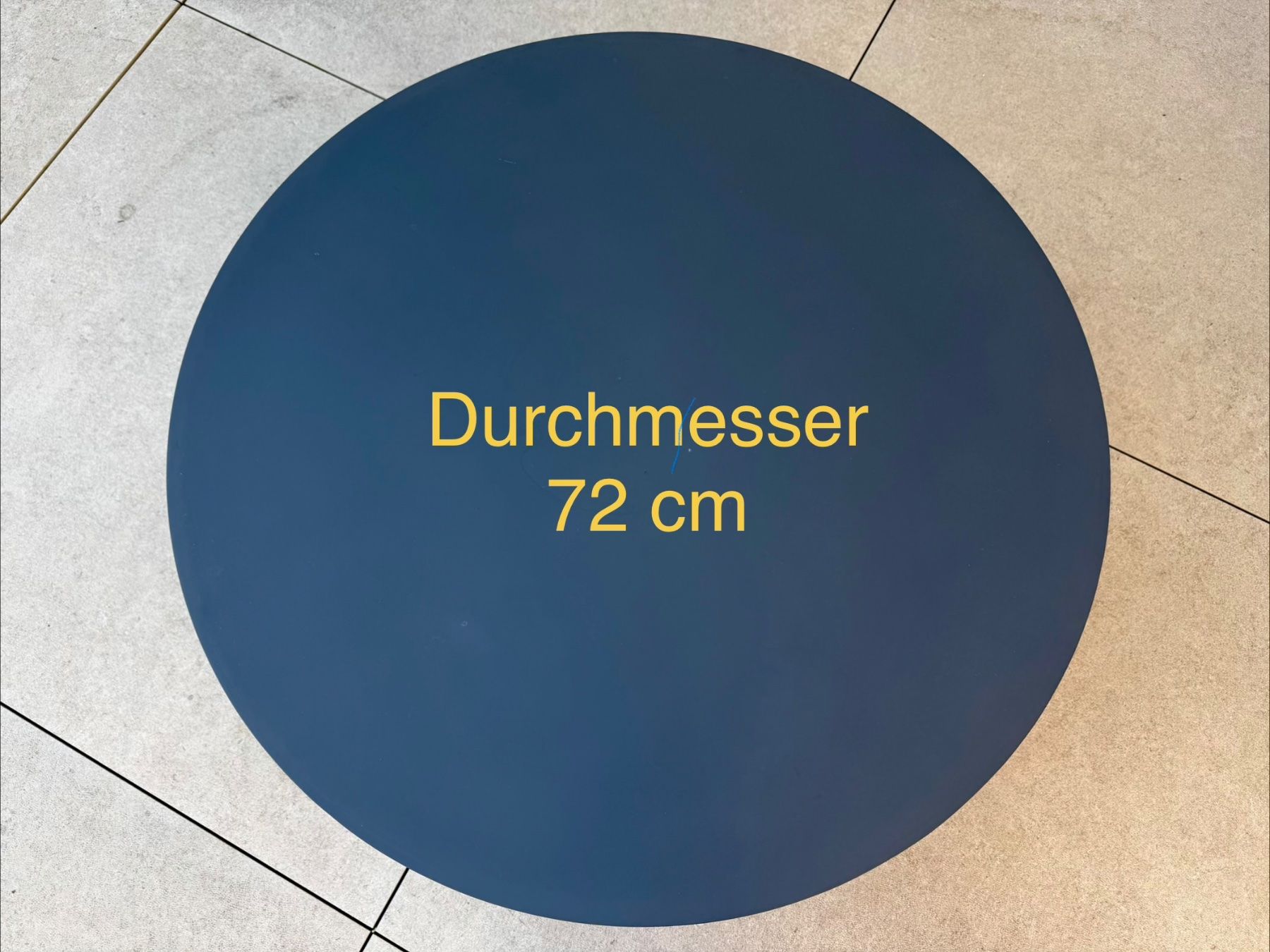 Livique Tavoli: Runder Loungetisch,  anthrazit – Usato da Chur venduto da Avero 2