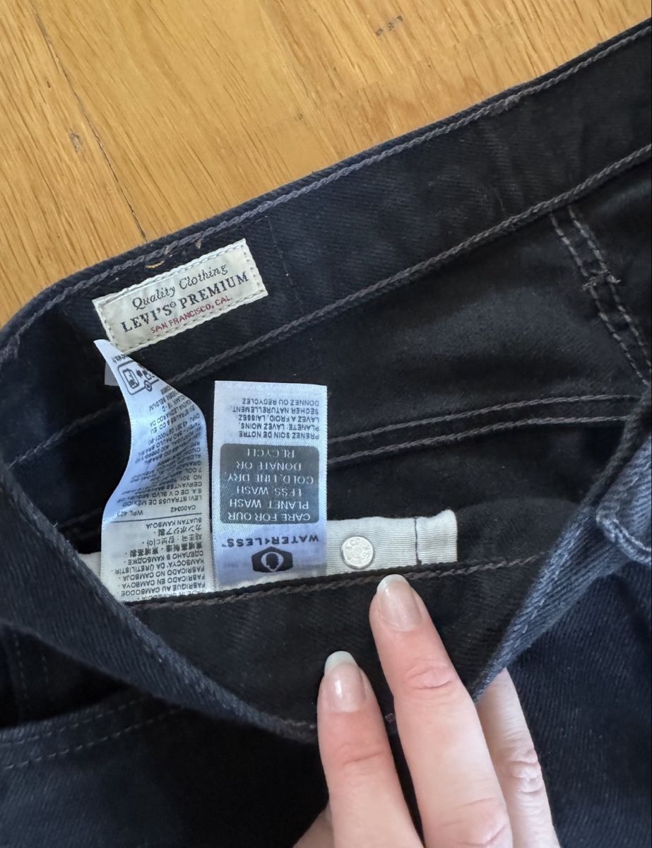 Levi's Jeans: Levis jeans – Nuovo (secondo la descrizione) da Bern venduto da FashionK92 1
