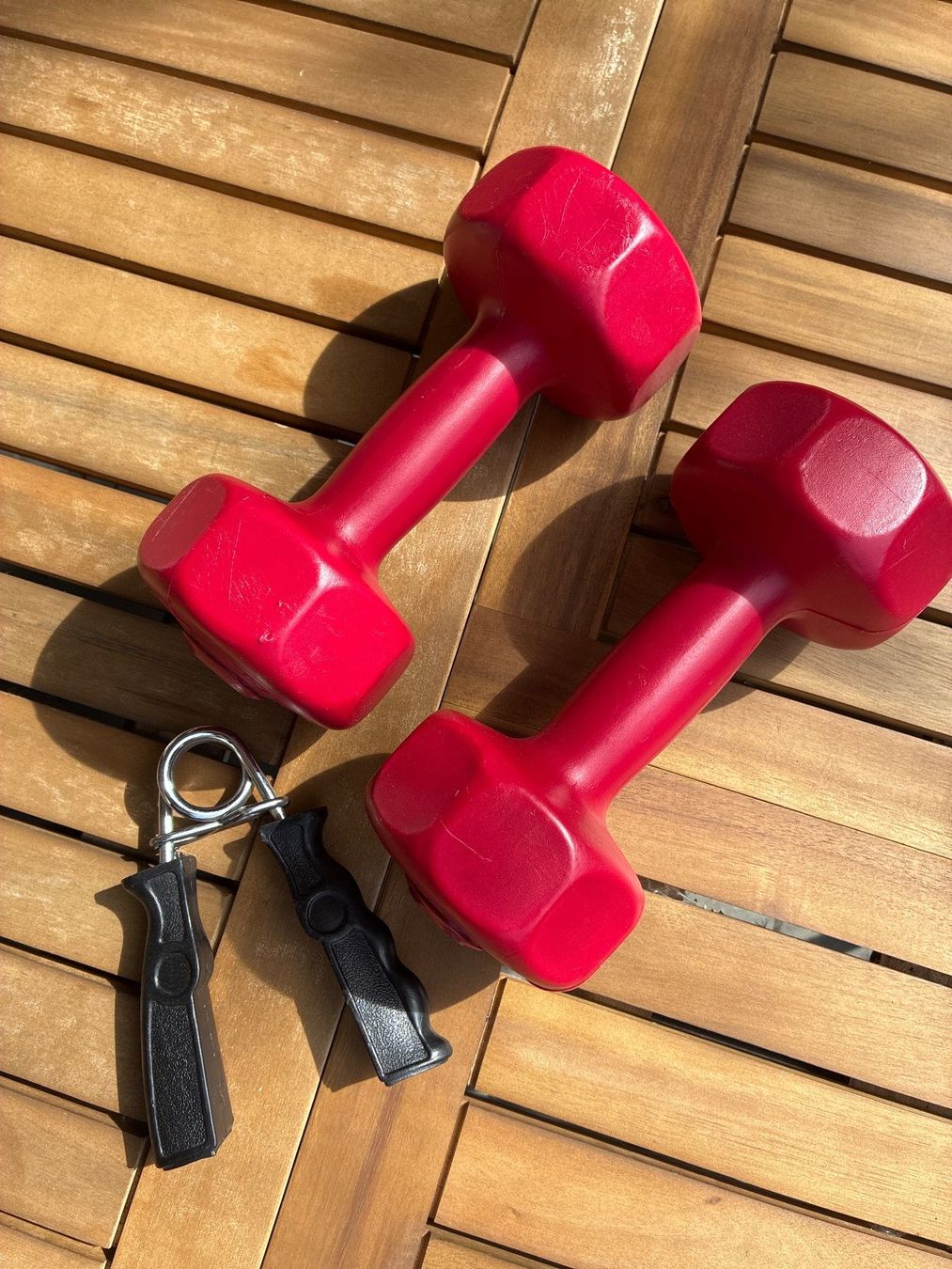 Poids & Haltères: Hanteln 1.5kg, 2 Stk & Handtrainer – D'occasion à Guntershausen par Gloominati