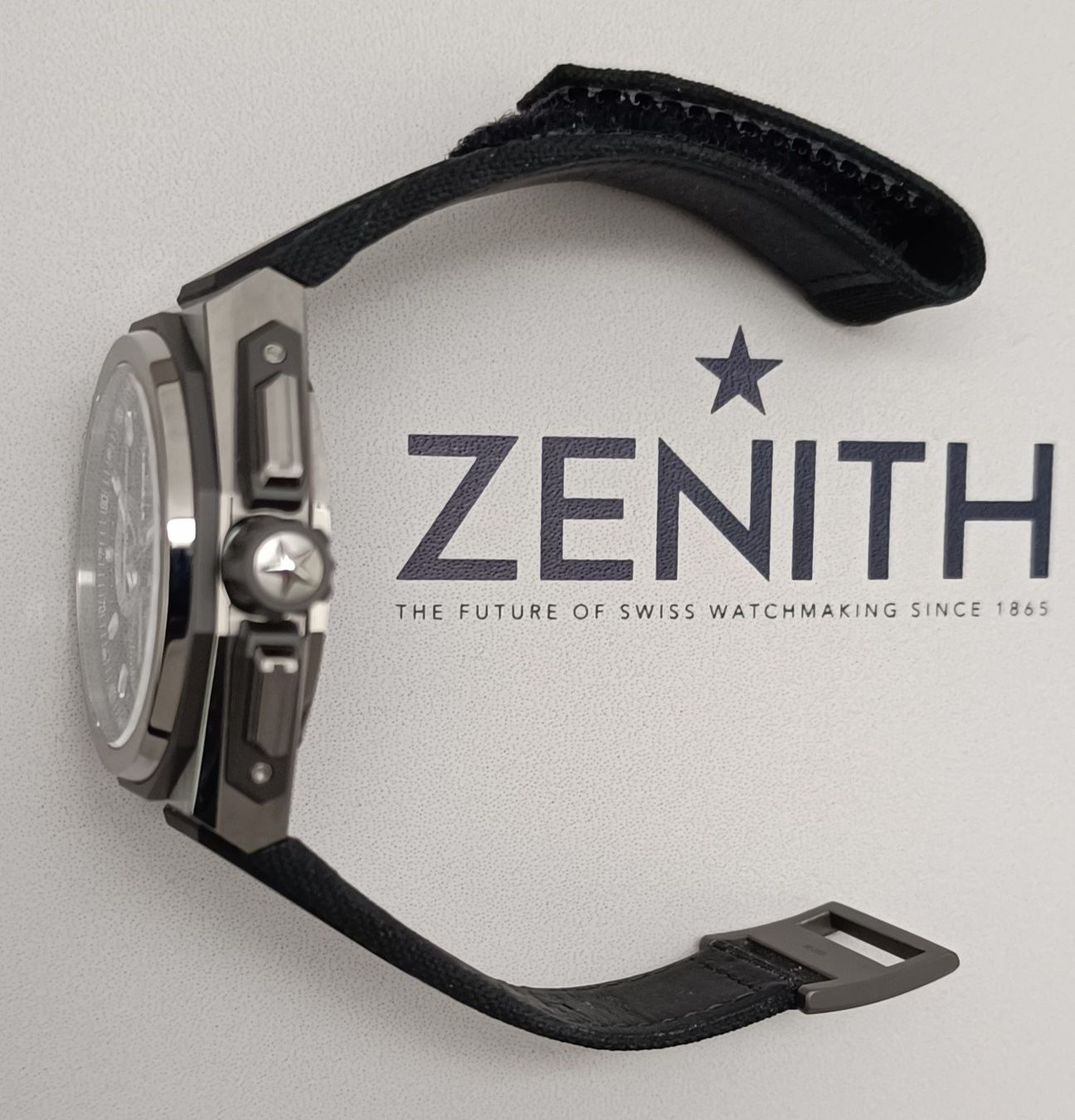 Zenith Orologi: ## Zenith Defy Extrem Chrono 1/100 ,Titane neuve . – Nuovo e nell'imballaggio originale da Sierre venduto da imaginations 4