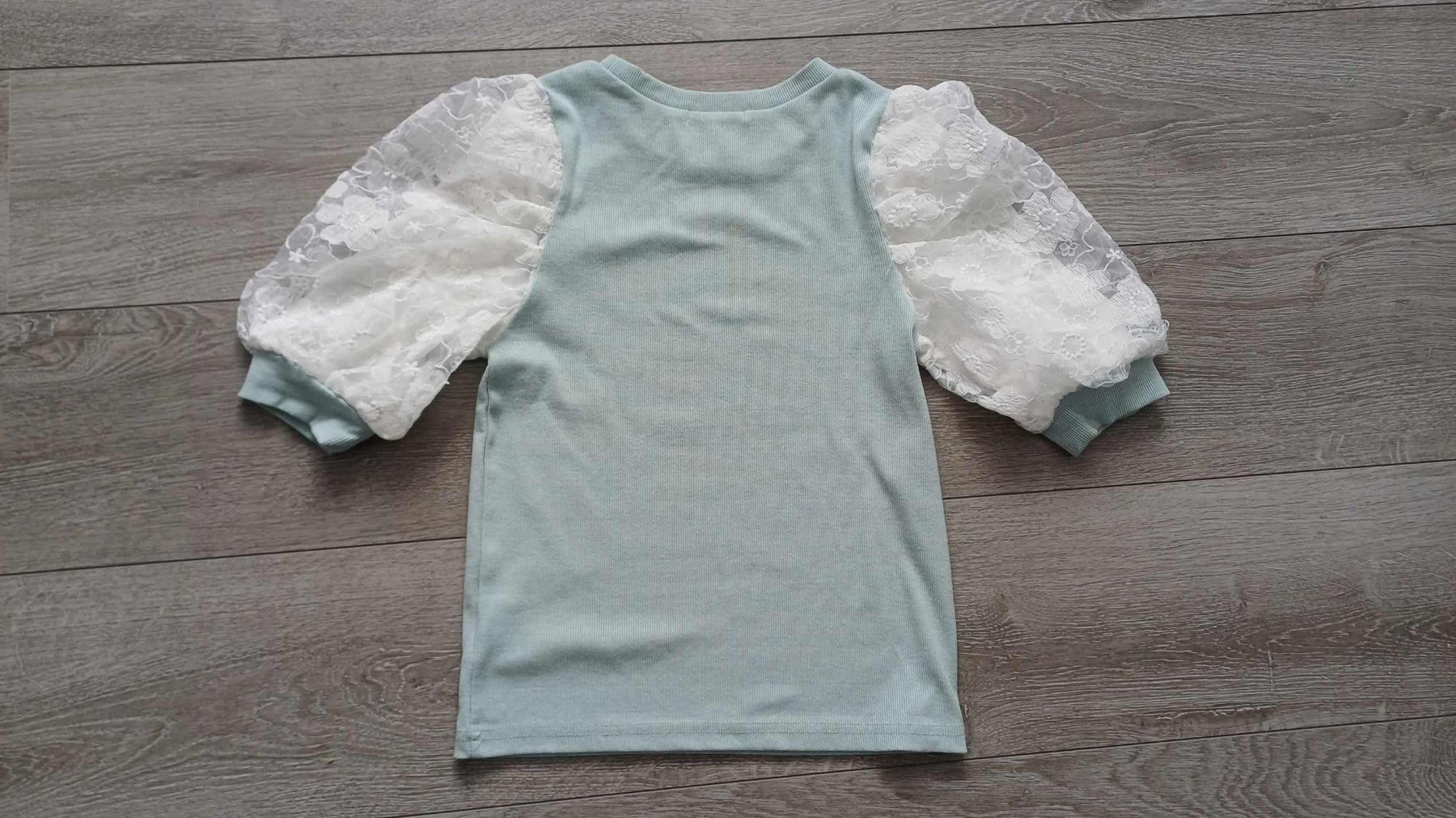 Tops: Top – D'occasion à Müntschemier par Kinako 1