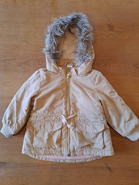 Kleiderpakete & -sets: Regenkleider / Winterjacke 86/92 – Gebraucht aus Altdorf UR von LesClementines 2