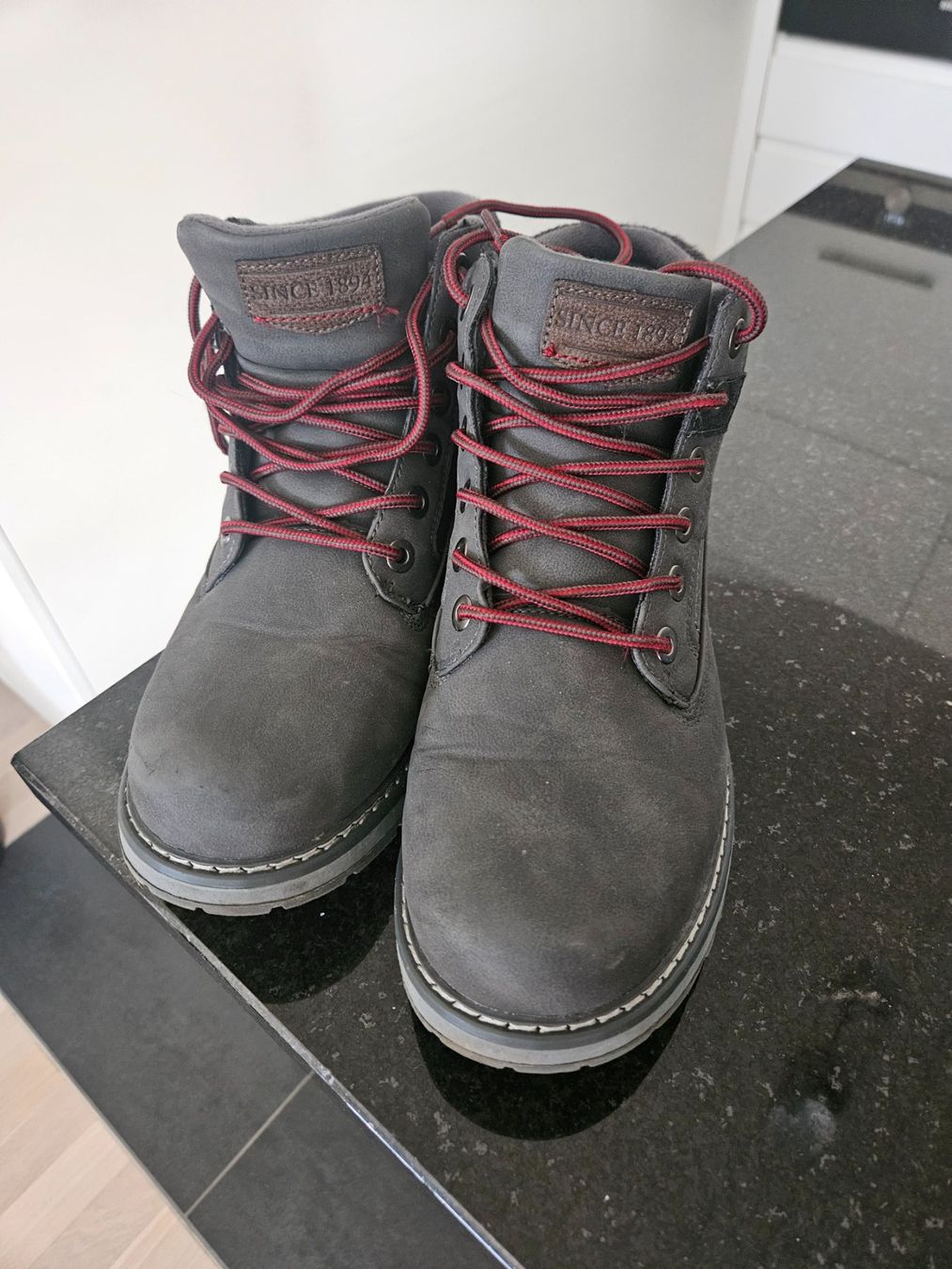Scarpe da uomo: Winterschuhe wenig getragen – Usato da Aesch BL venduto da Kart56