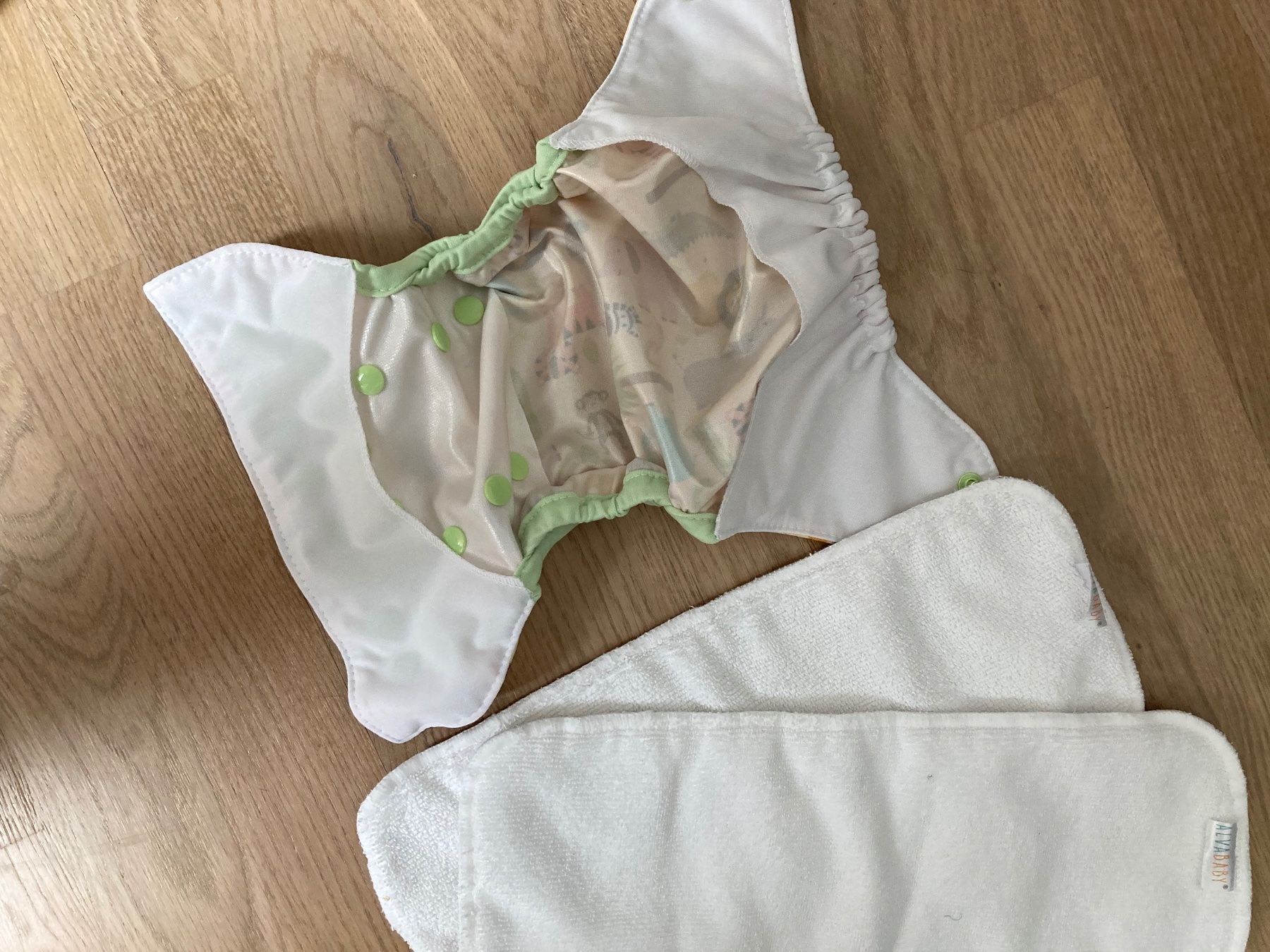 Windeleimer & Windeln: Stoffwindel Capri Newborn – Neu (gemäss Beschreibung) aus Kefikon ZH von Klukka97 9