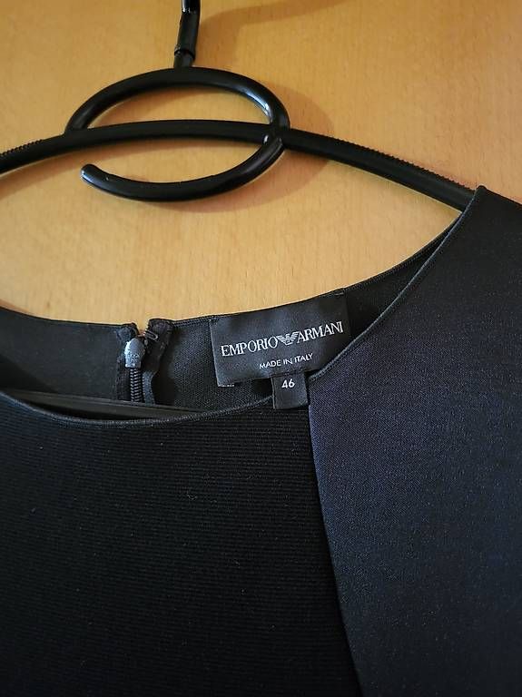 Robes: Kleid Emporio Armani  – D'occasion à Appenzell par Bloch 2