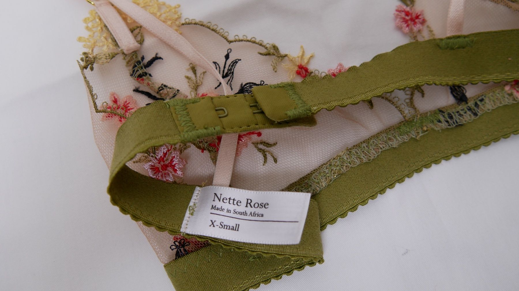 Altra biancheria intima: Nette Rose Bralette BH XS Luxus – Nuovo (secondo la descrizione) da Zürich venduto da julia_vina 3