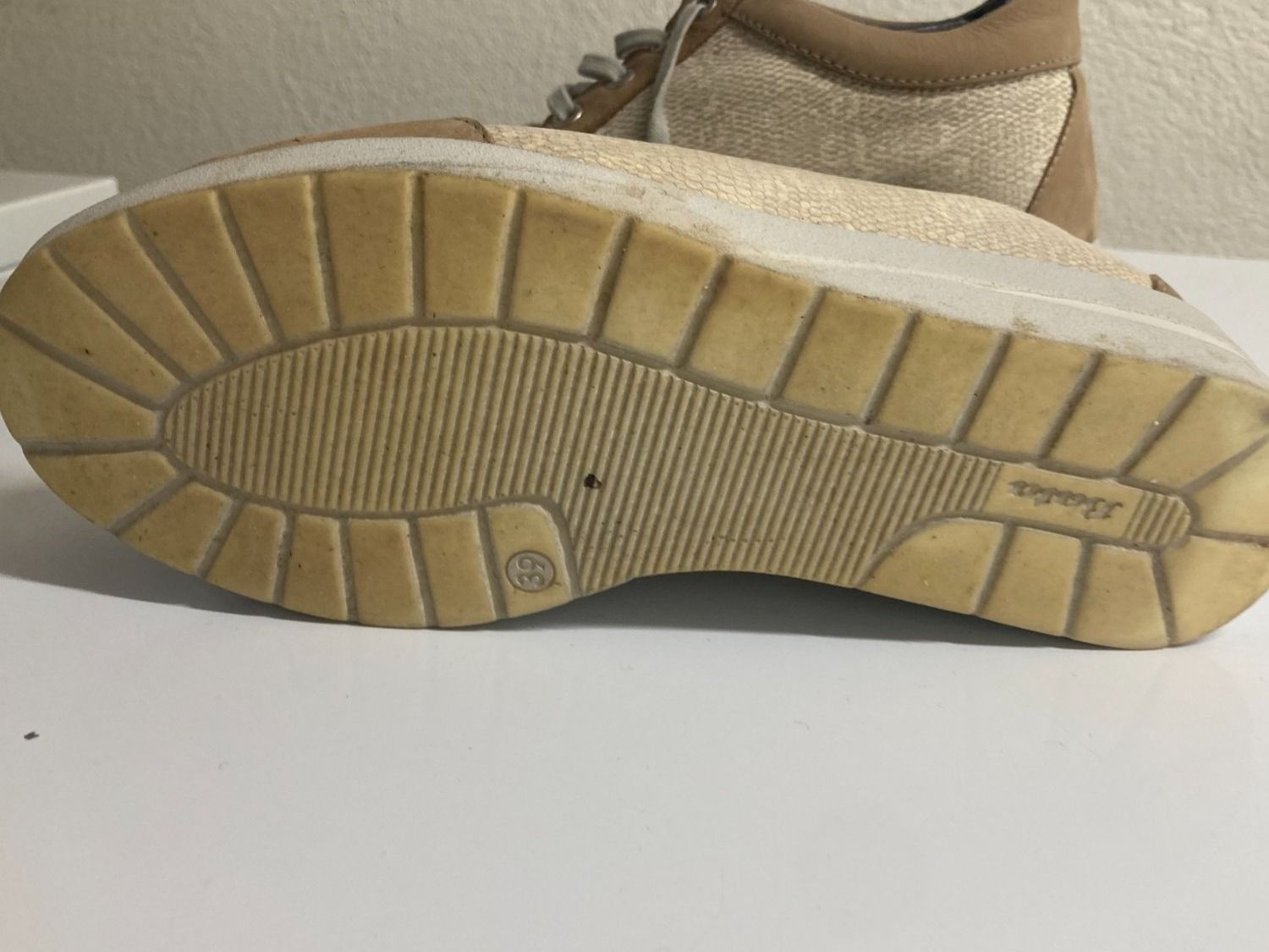 Scarpe da donna: Bata  Sneaker Gr.39 (AK) --(N) – Usato da Wallisellen venduto da ASZT 3