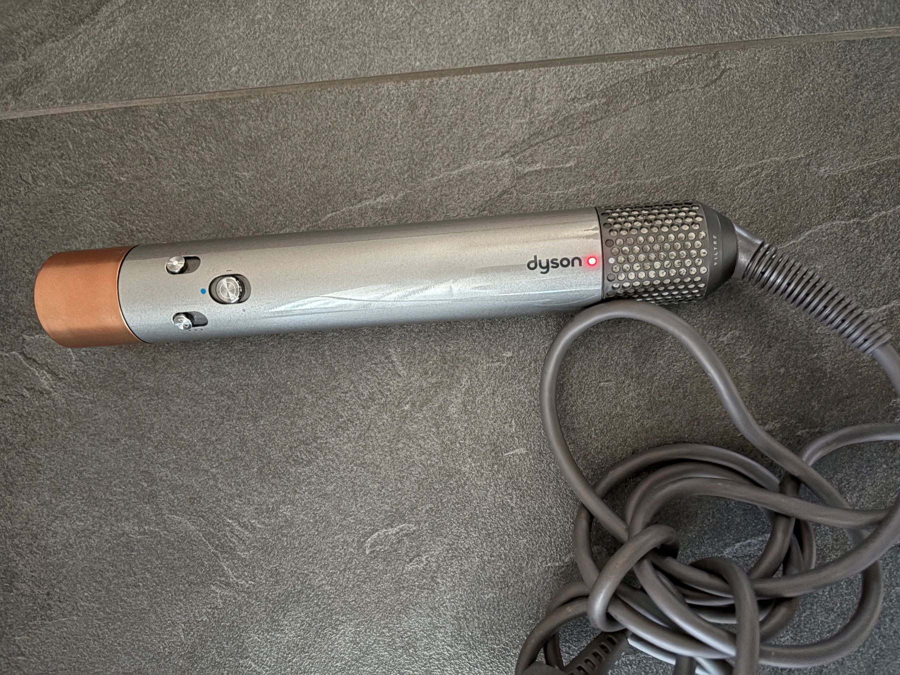 Dyson Sèche-cheveux: Dyson Airwrap Multi-Styler HS05 – Défectueux à Lausen par sen_jm7c