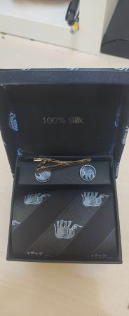 Krawatten Set 100% Seide mit Manschettenknöpfen und Krawa...