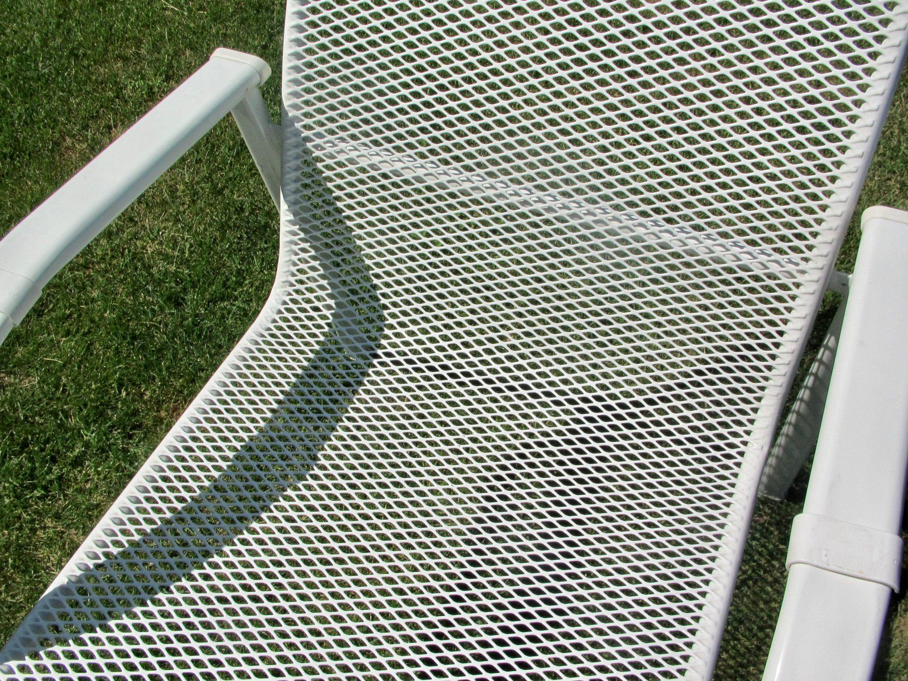 Pfister Sedie: 4 CHAISES EN METAL BLANCHE – Usato da Murten venduto da Selliot 3