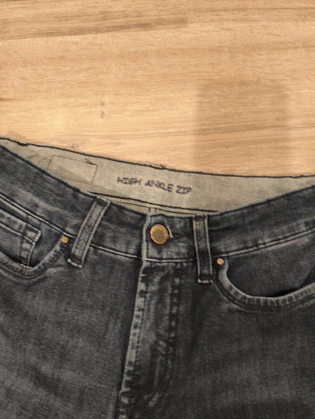 Jeans: Jeans 👖 – Usato da Bioggio venduto da OresteIronix