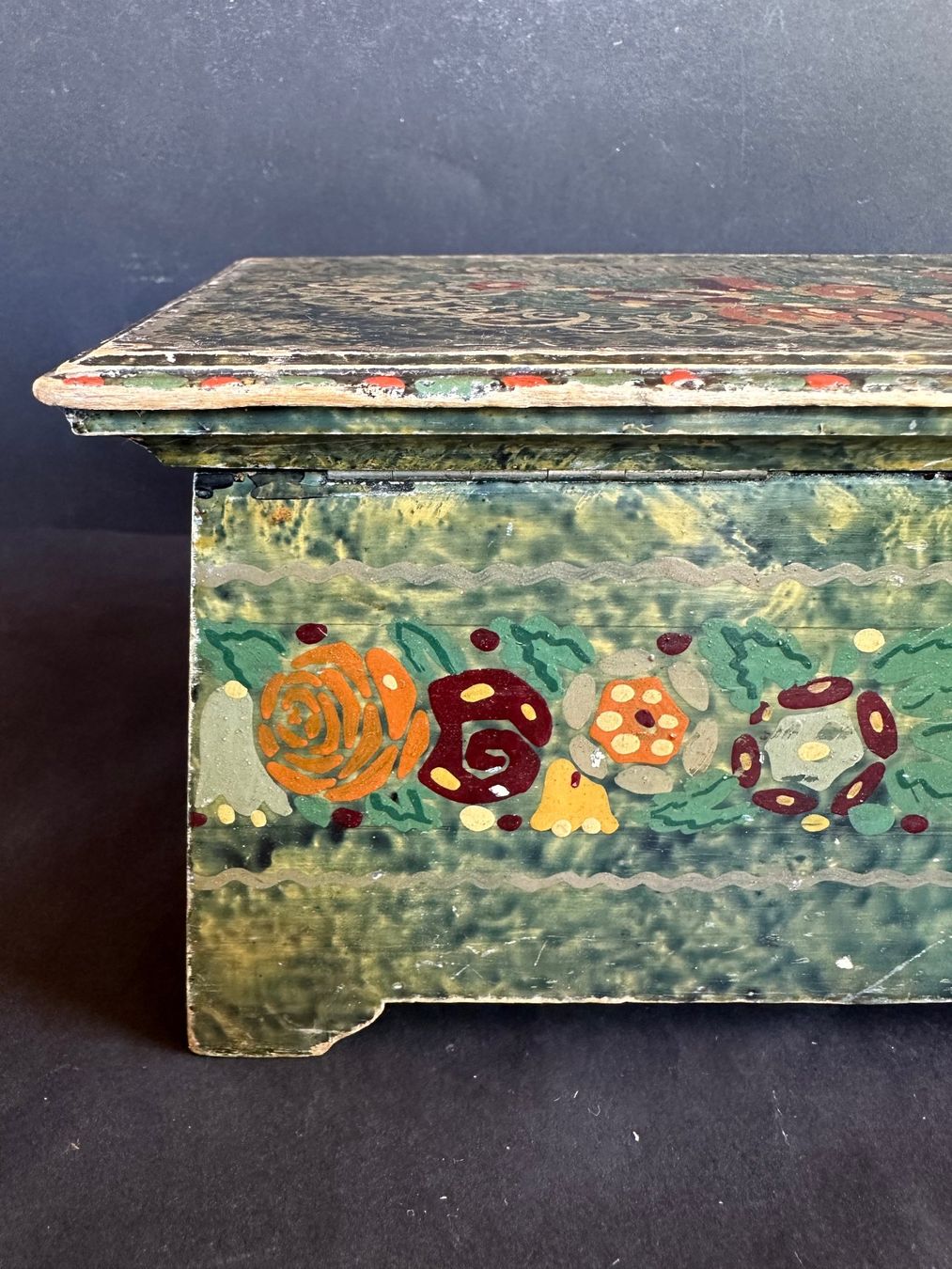 Dosen: Bündner Gewrbe-Kunst Box – Gebraucht aus Saas im Prättigau von norman02 1