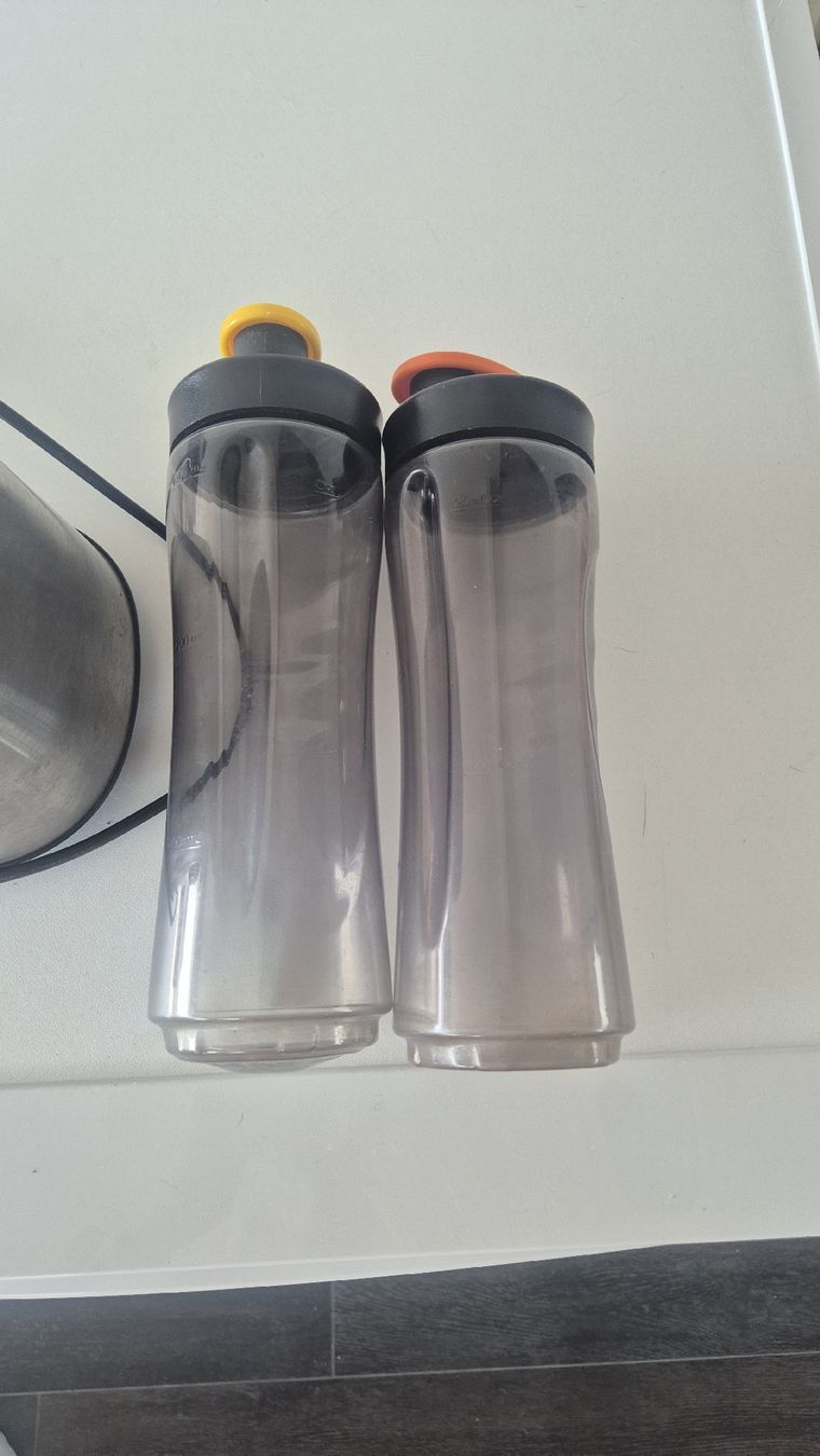 Electrolux Elettrodomestici da cucina: Electrolux Blender with 2 Cups Good Condition – Usato da Wallisellen venduto da Camcha 2
