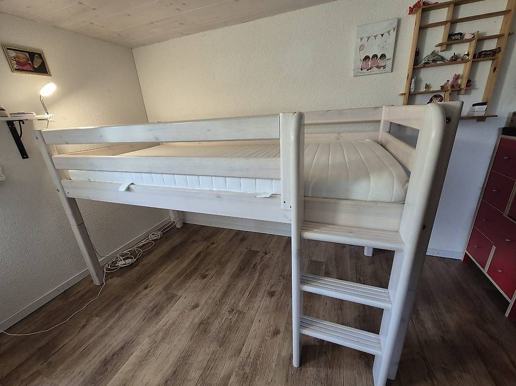 Flexa Letti: Halbhochbett Flexa Micasa 90x200 – Usato da Trachslau venduto da Suslae 1