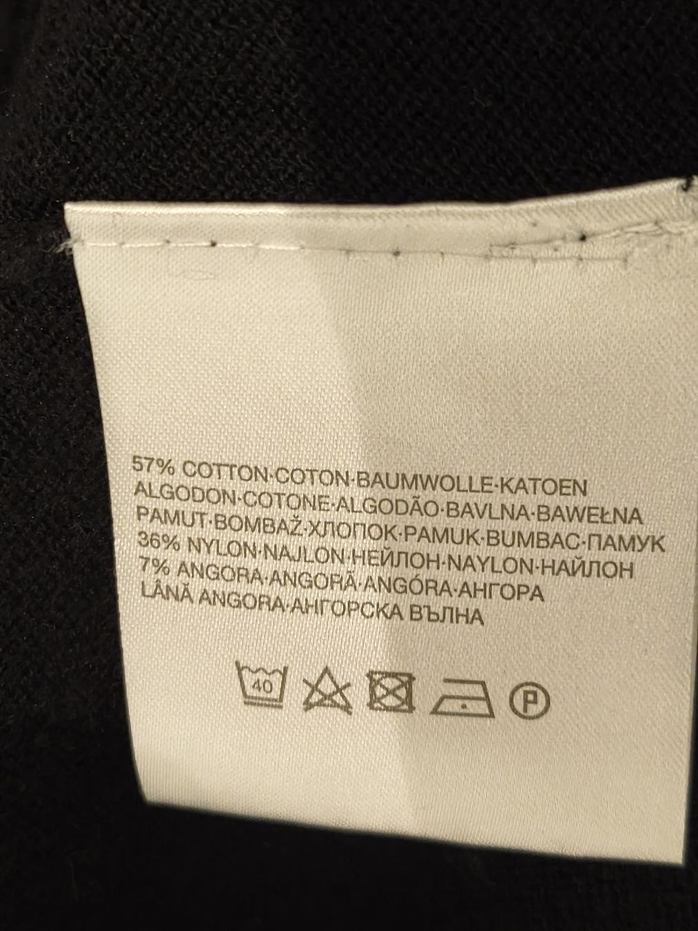 Vestiti: Schwarzes Strickkleid, V-Ausschnitt, Gr. S – Nuovo (secondo la descrizione) da Emmetten venduto da SecondhandSiska 5