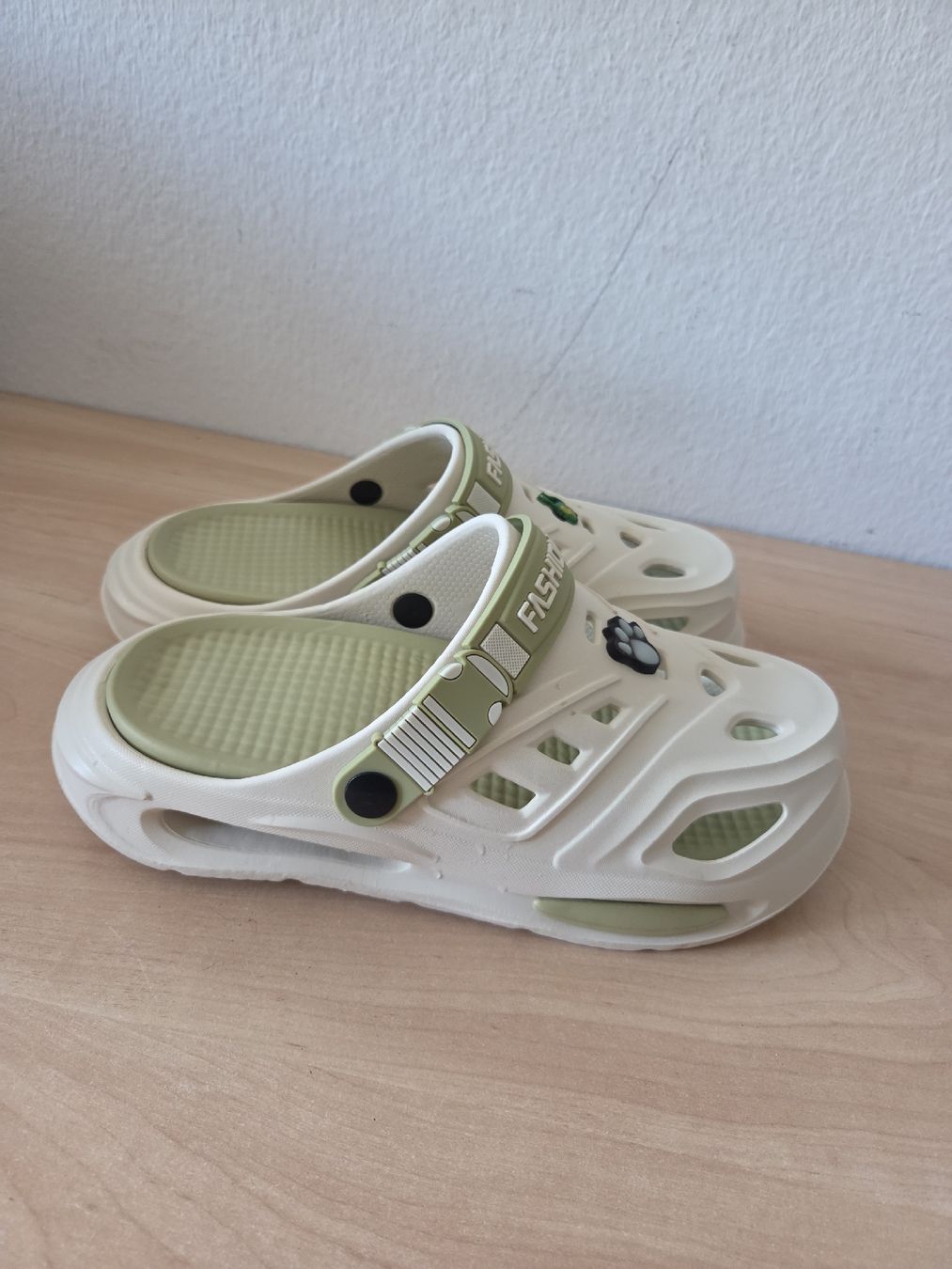 Scarpe da donna: Leichte Damenschuhe Gr.42/43  – Nuovo (secondo la descrizione) da Winterthur venduto da katzen07 2