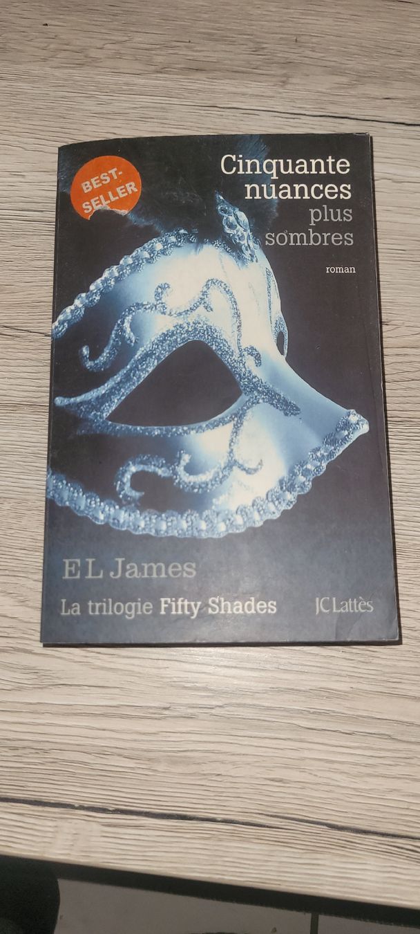 Libri: 3 Livres Cinquante nuances de Grey – Usato da Monthey venduto da cel_p9g7 1