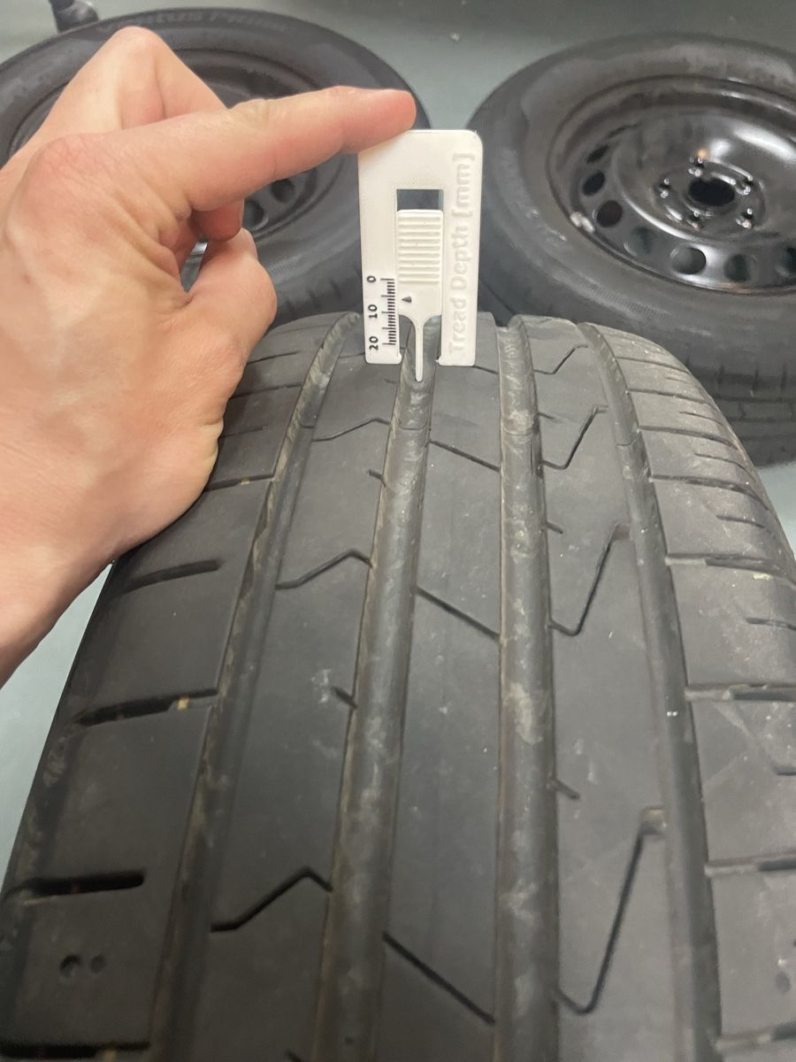 Pneumatici & Ruote complete: VW Caddy Sommerräder – Usato da Sirnach venduto da MotionModular 5