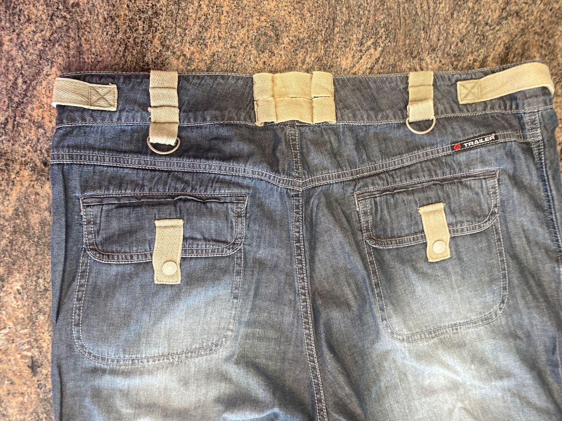 Jeans: verspielte Trailer Jeans demin Grösse 46 – Nuovo (secondo la descrizione) da Abtwil SG venduto da steph61 5
