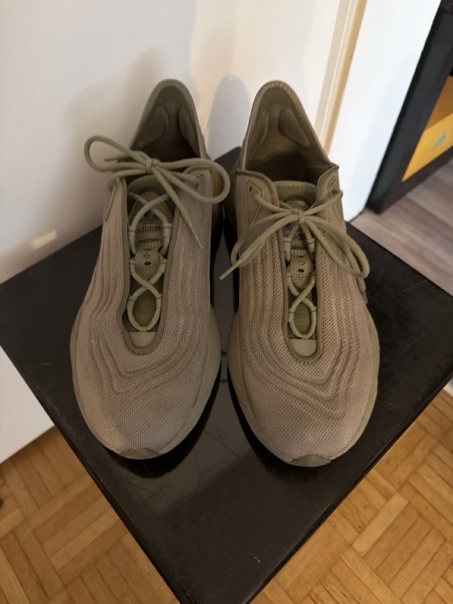 Adidas Chaussures hommes: Adidas Sneaker 45 1/3 – D'occasion à Basel par Muchachoo 1
