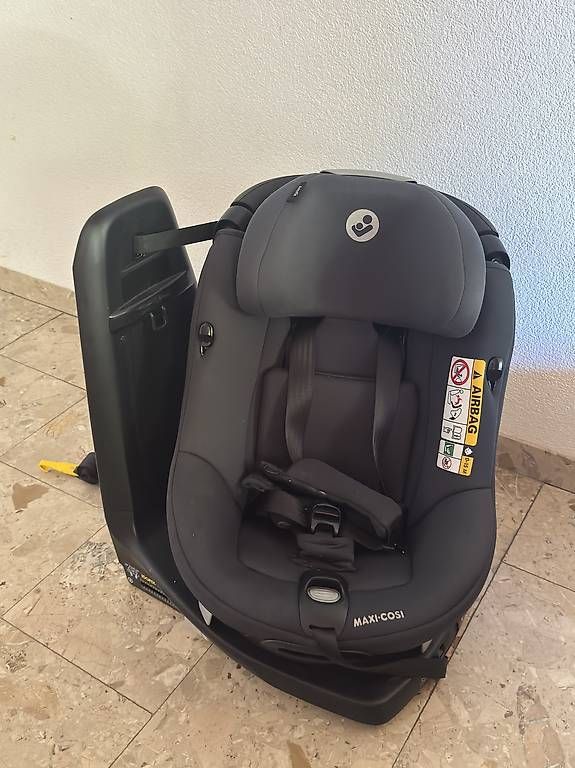 Seggiolini per auto: Maxi Cosi Kindersitz drehbar – Usato da Trübbach venduto da ueakcay 1