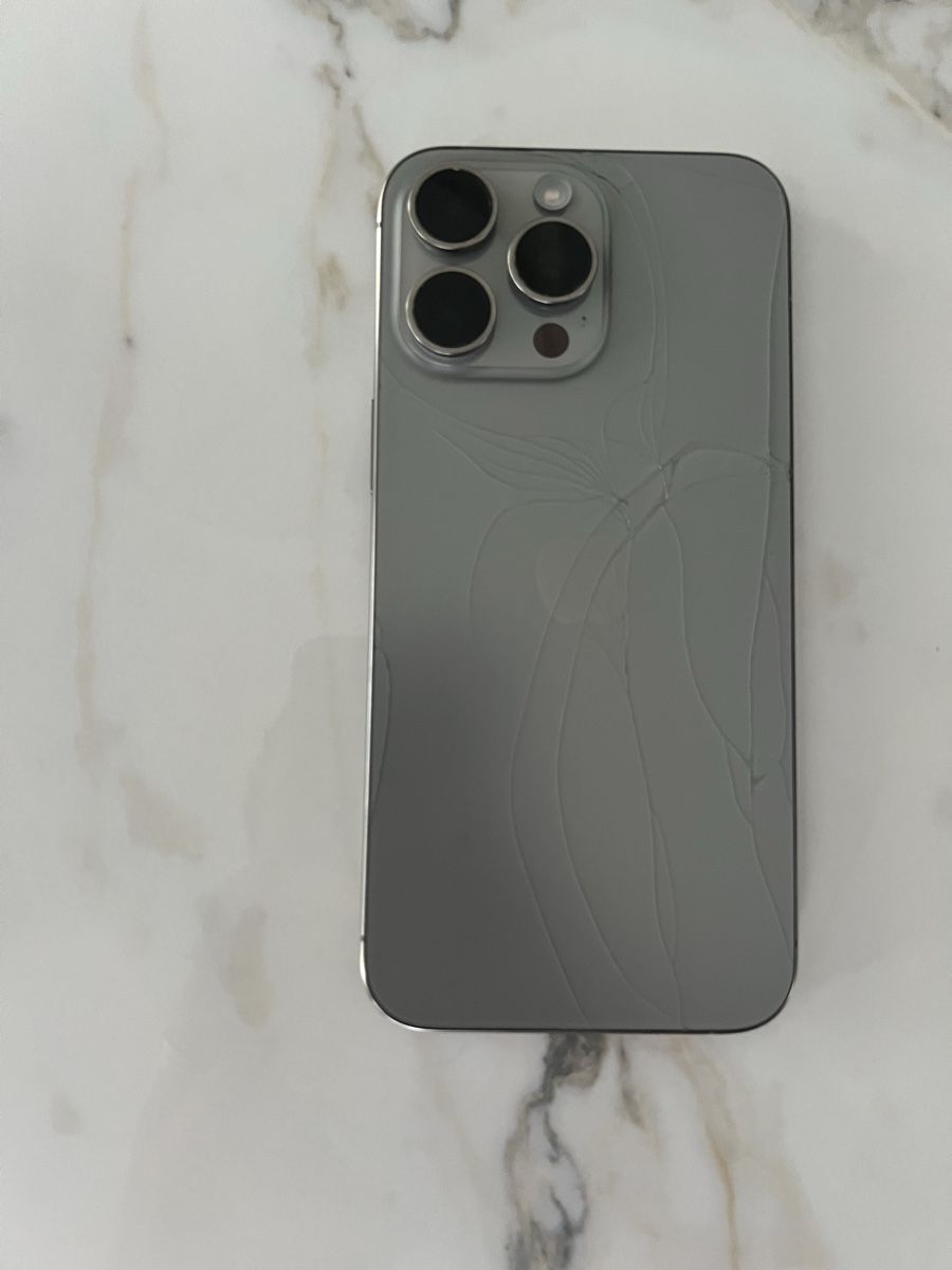 Apple Telefoni cellulari / Smartphones: Apple iPhone 15 Pro Max 512GB – Usato da Hirschthal venduto da E_M.90 3