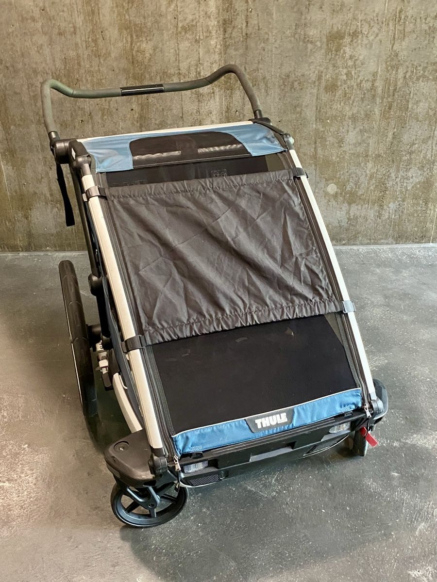 Thule Remorques: Thule Chariot Cross für 2 Kinder – D'occasion à Basel par Amay28 6