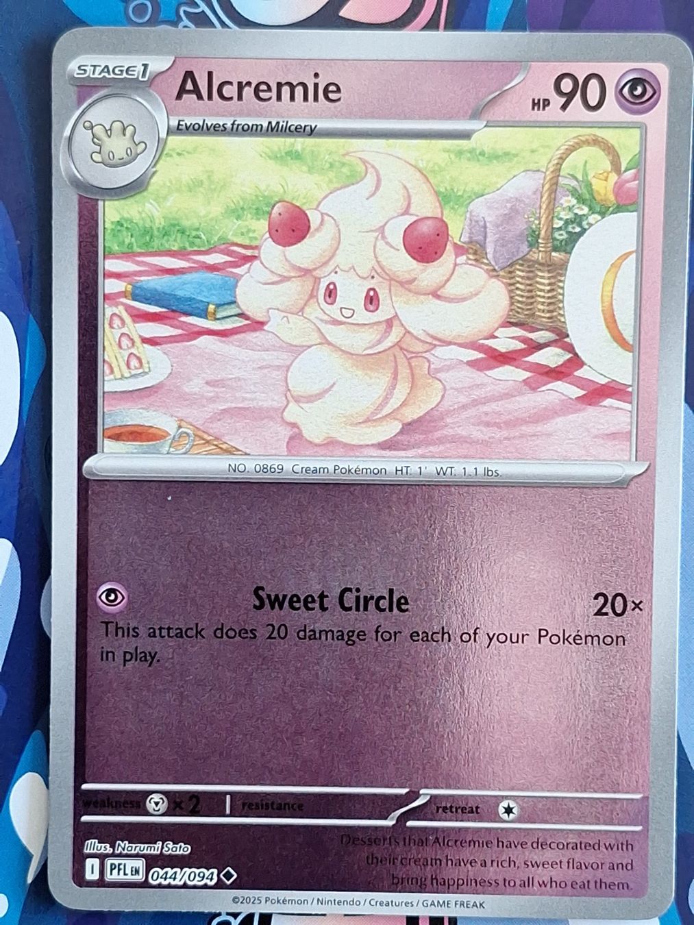 Pokémon Carte collezionabili: Alcremie - Reverse Holo - Pokemon Phantasmal Flames #2.2 – Usato da Altstätten SG venduto da GGsGameshop